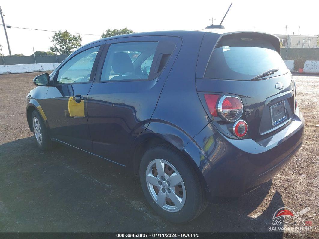 1G1JA6SHXF4156287 2015 CHEVROLET SONIC photo no. 3