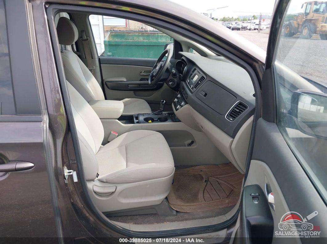 KNDMB5C1XG6129125 2016 KIA SEDONA photo no. 5