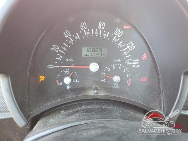 3VWCM31Y94M311787 2004 VOLKSWAGEN BEETLE photo no. 9