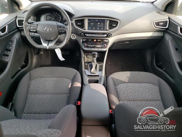 KMHC65LC6HU032353 2017 HYUNDAI IONIQ photo no. 8