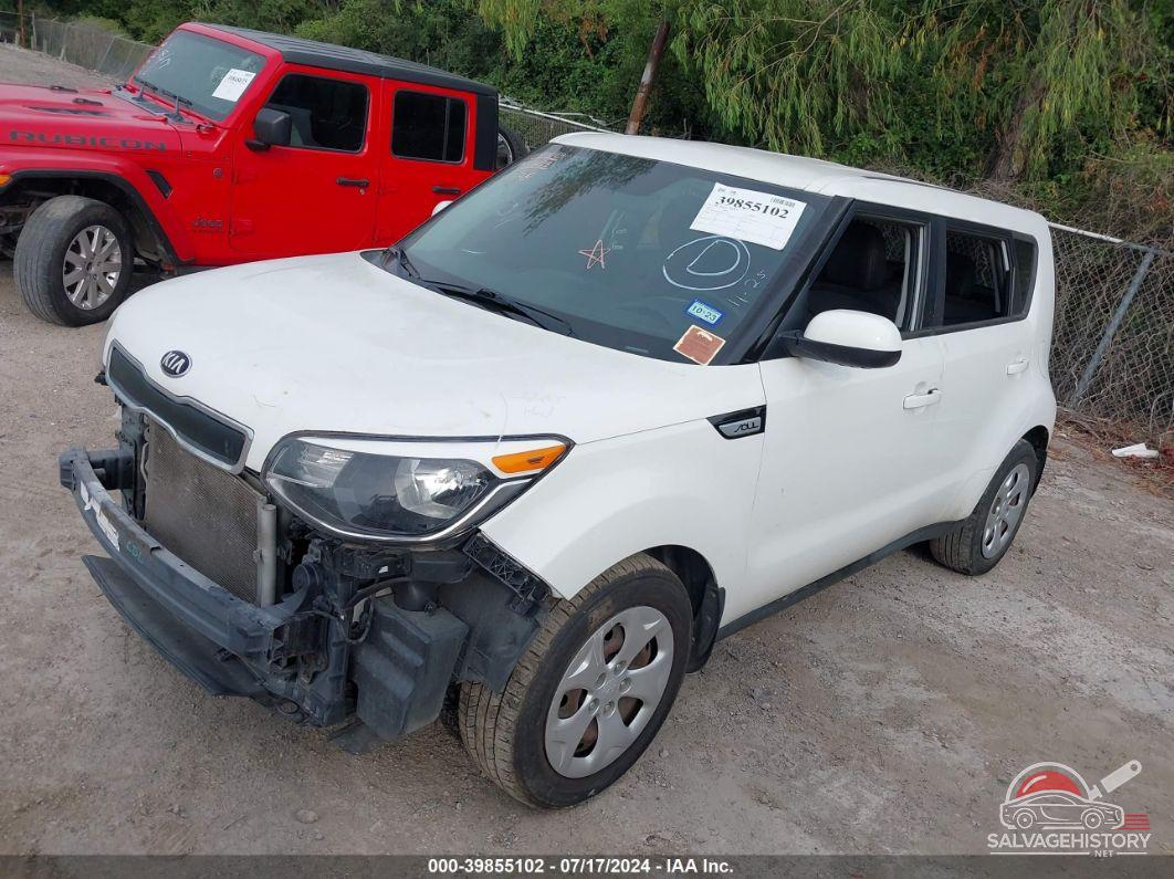 KNDJN2A22F7223349 2015 KIA SOUL photo no. 2