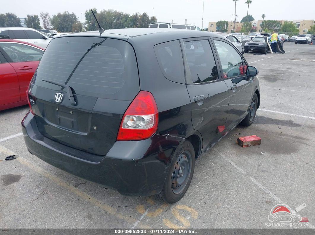 JHMGD37438S028709 2008 HONDA FIT photo no. 4