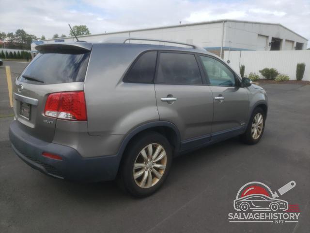 5XYKUDA28BG062232 2011 KIA SORENTO photo no. 3