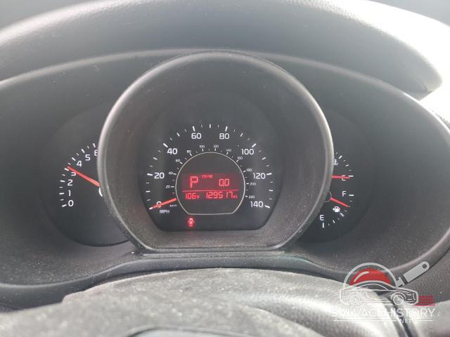 KNDJN2A29E7016407 2014 KIA SOUL photo no. 9