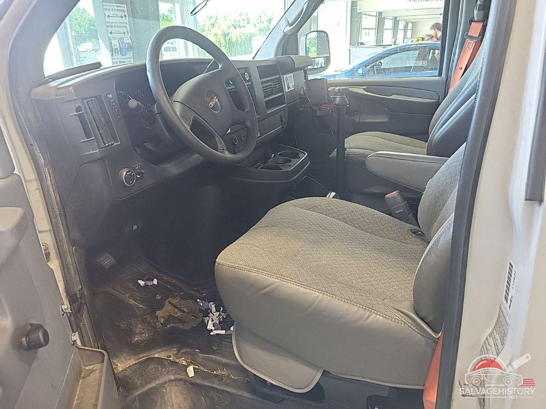 1GTW7FCA4C1182829 2012 GMC SAVANA 2500 photo no. 8