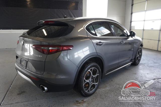 ZASFAKANXJ7B83288 2018 ALFA ROMEO STELVIO photo no. 3