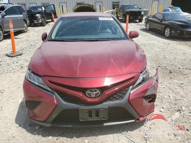 4T1B11HK6JU545823 2018 TOYOTA CAMRY photo no. 5