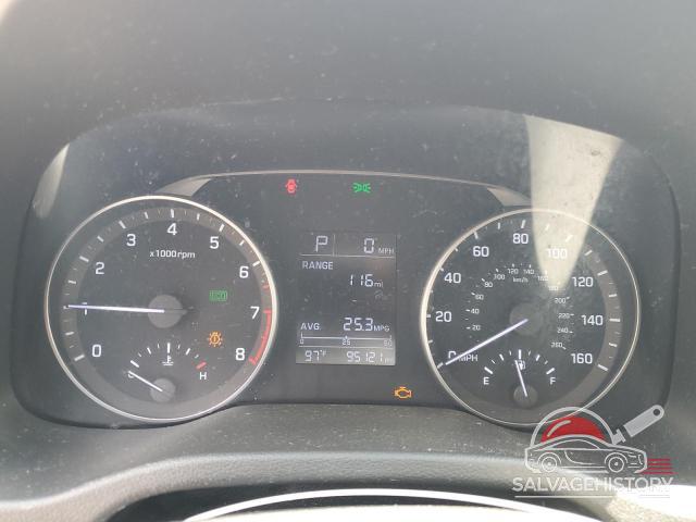 5NPD84LF7HH024943 2017 HYUNDAI ELANTRA photo no. 9