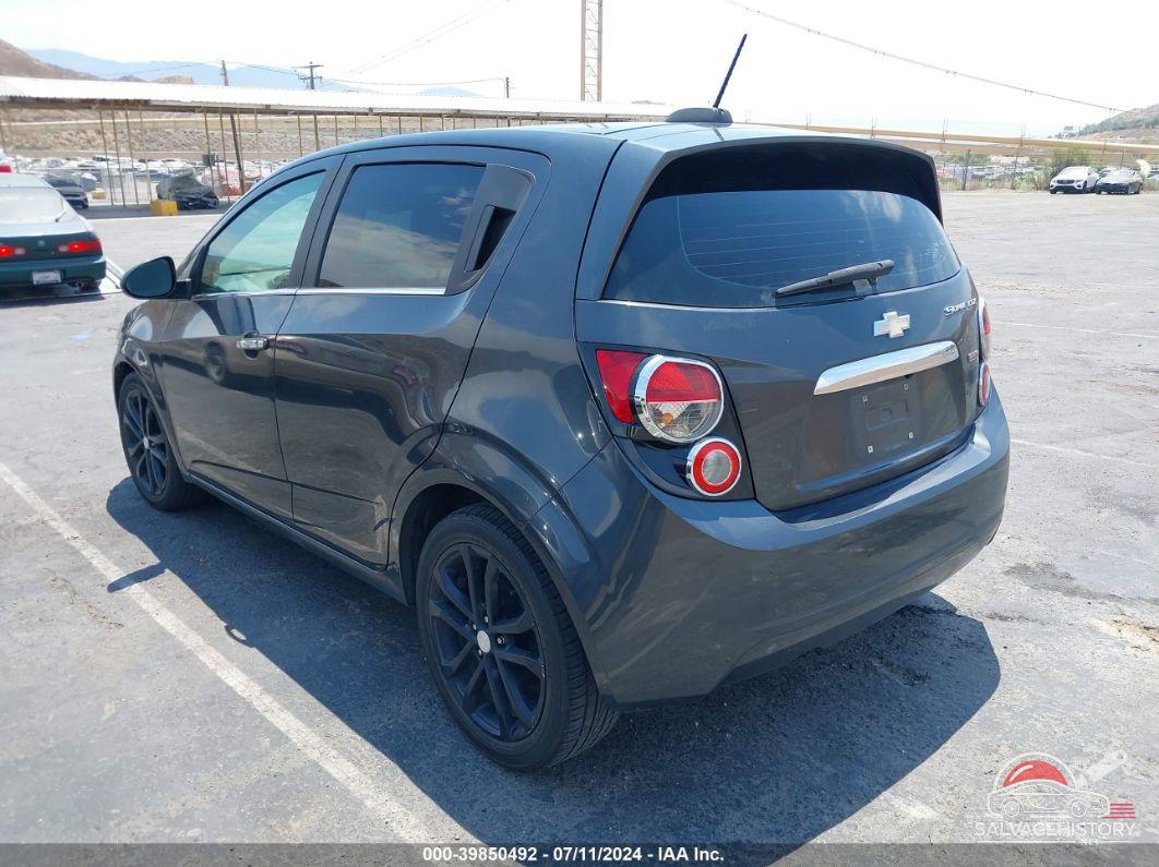 1G1JE6SB6G4113812 2016 CHEVROLET SONIC photo no. 3