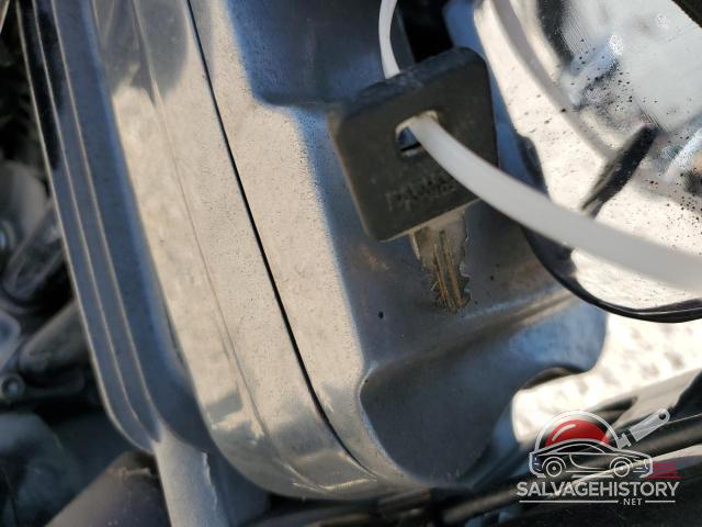 1HD4CJM12XK129243 1999 HARLEY-DAVIDSON XL883 C photo no. 8