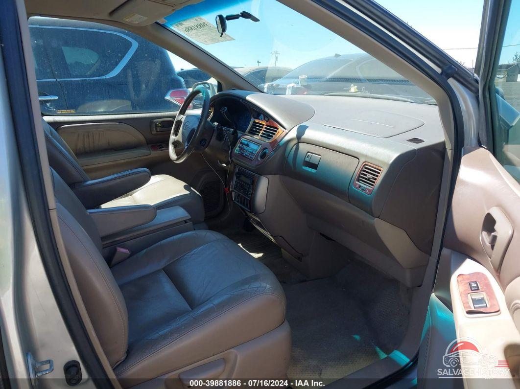 4T3ZF13C51U365109 2001 TOYOTA SIENNA photo no. 5