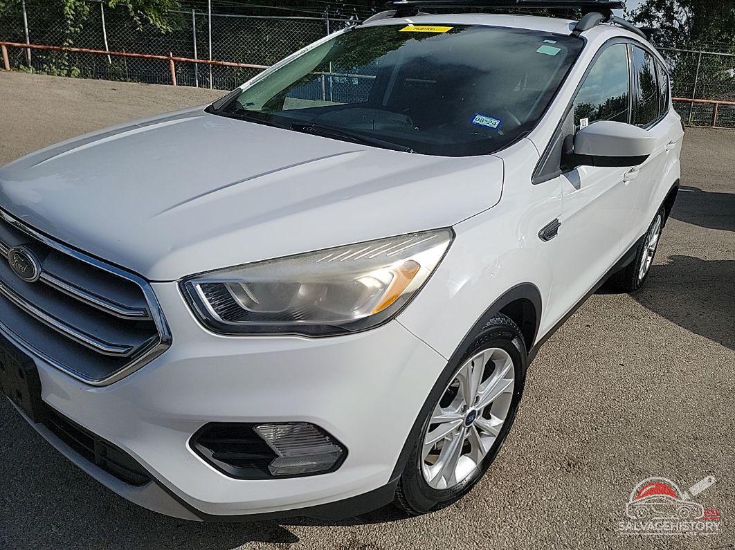 1FMCU0GD8HUE56290 2017 FORD ESCAPE photo no. 8