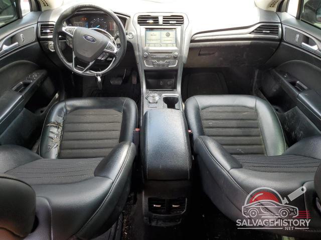 3FA6P0HDXJR240256 2018 FORD FUSION photo no. 8