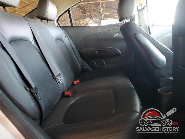 1G1JF5SB9K4123153 2019 CHEVROLET SONIC photo no. 10