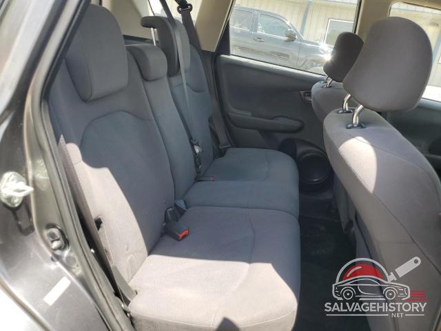JHMGE8H38DC071737 2013 HONDA FIT photo no. 10