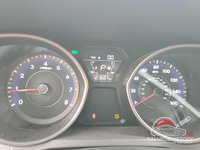 5NPDH4AE6EH526042 2014 HYUNDAI ELANTRA photo no. 9