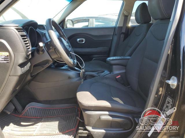 KNDJN2A29G7288569 2016 KIA SOUL photo no. 7