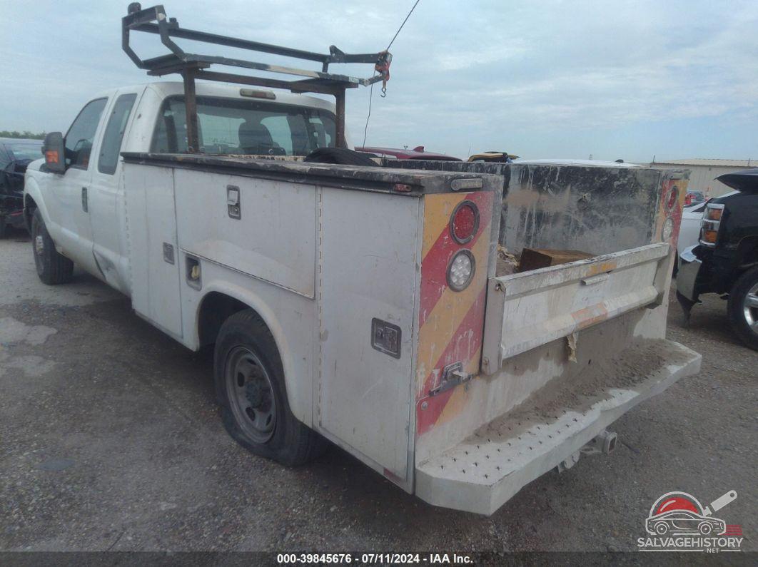 1FT7X2A62EEB84764 2014 FORD F250 photo no. 3