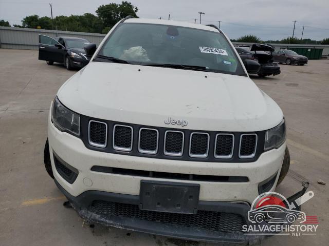 3C4NJCAB2JT105535 2018 JEEP COMPASS photo no. 5