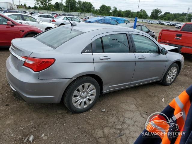 1C3CCBAB6DN761483 2013 CHRYSLER 200 photo no. 3