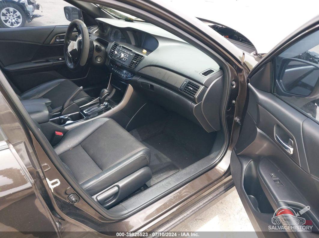 1HGCR2F5XHA031295 2017 HONDA ACCORD photo no. 5