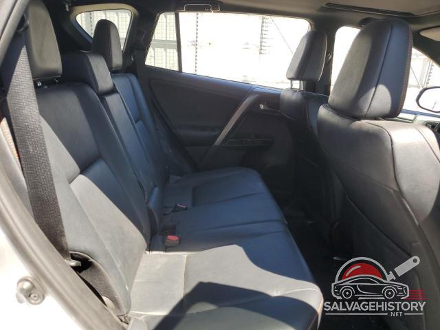 2T3JFREV8HW573148 2017 TOYOTA RAV4 photo no. 11
