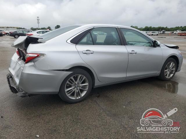 4T1BF1FK8HU699996 2017 TOYOTA CAMRY photo no. 3