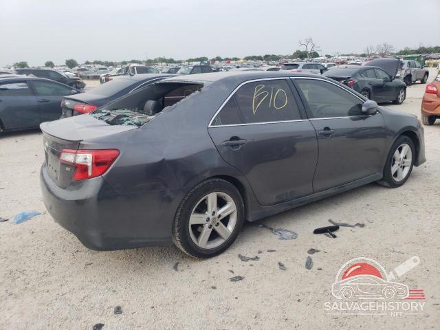 4T1BF1FK2EU866364 2014 TOYOTA CAMRY photo no. 3
