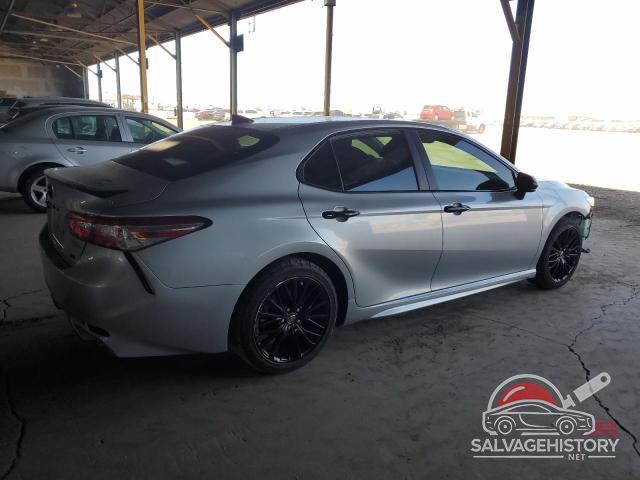 4T1G11AK9LU349569 2020 TOYOTA CAMRY photo no. 3