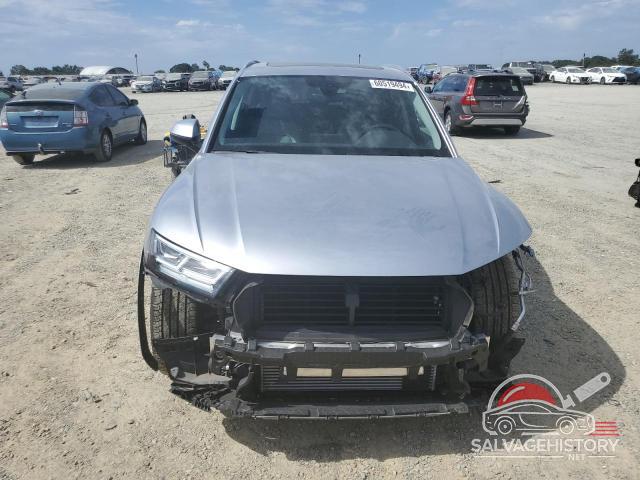 WA1BNAFY2J2234945 2018 AUDI Q5 photo no. 5
