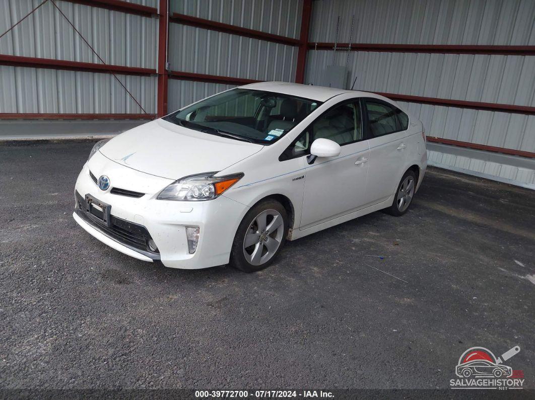 JTDKN3DU2F1967835 2015 TOYOTA PRIUS photo no. 2