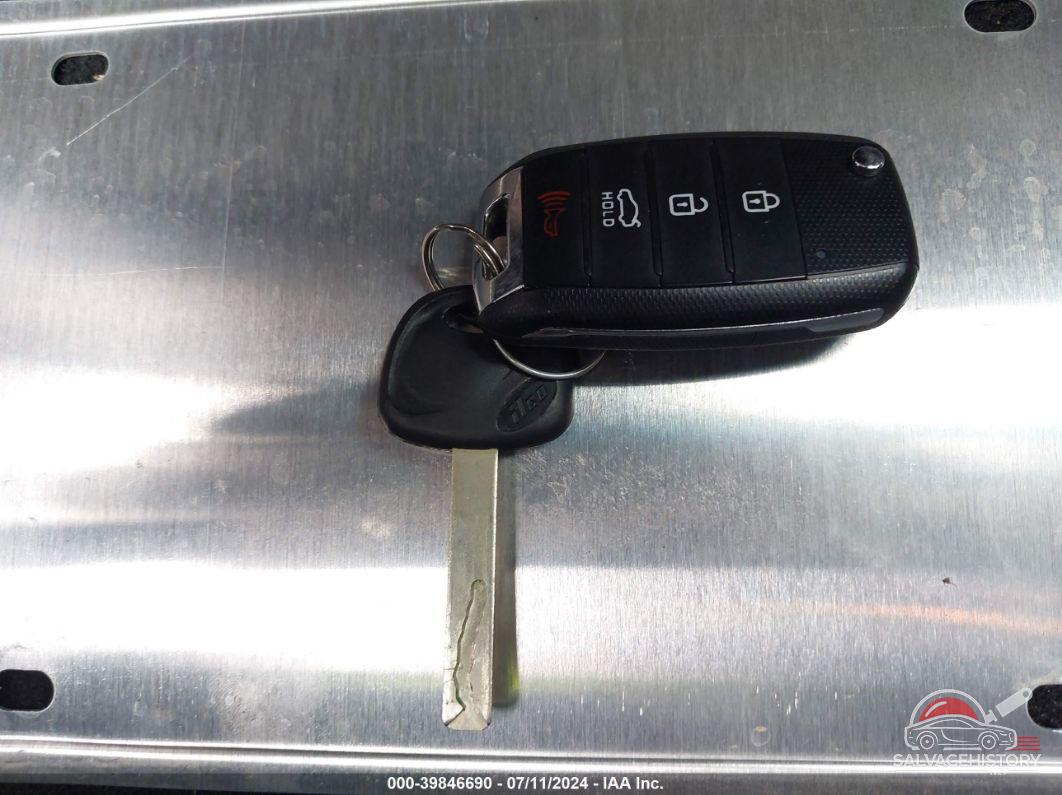 5XXGT4L35GG030171 2016 KIA OPTIMA photo no. 11