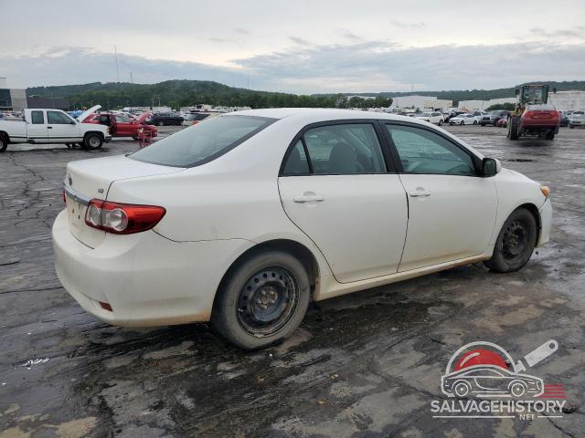 2T1BU4EE1CC805265 2012 TOYOTA COROLLA photo no. 3