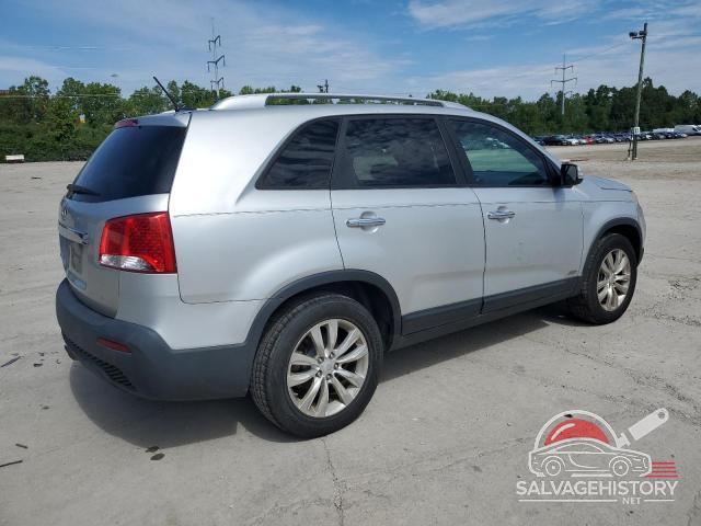 5XYKTDA2XBG047802 2011 KIA SORENTO photo no. 3