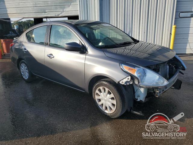 3N1CN7AP8JL877197 2018 NISSAN VERSA photo no. 4