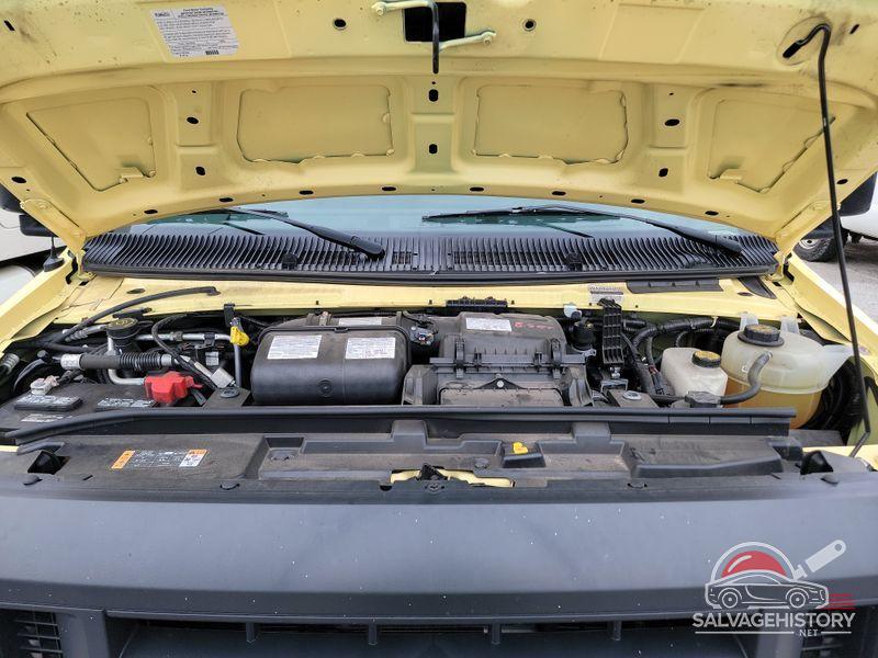 1FDXE4FN6NDC29241 2022 FORD E-450 CUTAWAY photo no. 2