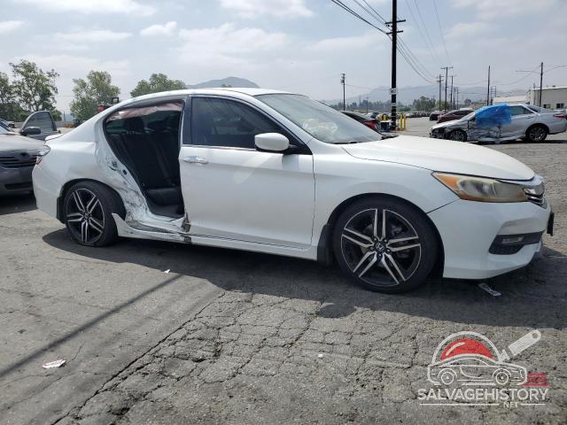 1HGCR2F59HA215630 2017 HONDA ACCORD photo no. 4