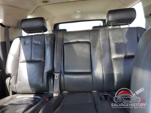 1GNUKJE32AR135134 2010 CHEVROLET SUBURBAN photo no. 10