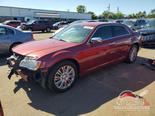 2C3CCAKG6DH665463 2013 CHRYSLER 300 photo no. 24