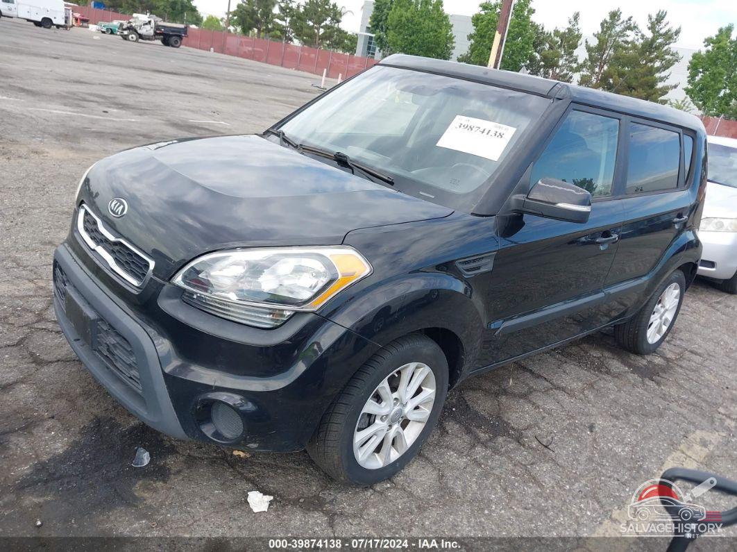 KNDJT2A68C7743804 2012 KIA SOUL photo no. 2