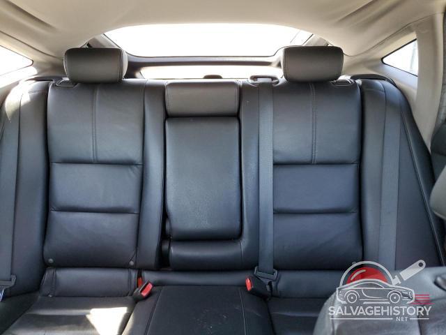 5J6TF1H52AL002800 2010 HONDA ACCORD photo no. 10