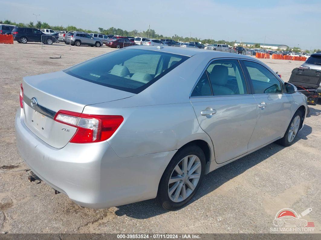 4T4BF1FK4ER387417 2014 TOYOTA CAMRY photo no. 4