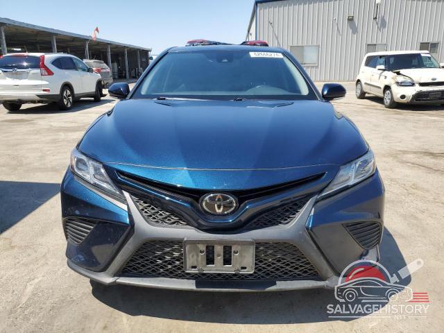 4T1B11HK9JU552247 2018 TOYOTA CAMRY photo no. 5