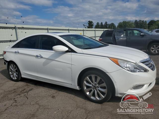 5NPEC4AB4CH413342 2012 HYUNDAI SONATA photo no. 4