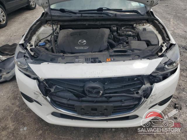 3MZBN1V31JM197744 2018 MAZDA 3 photo no. 11