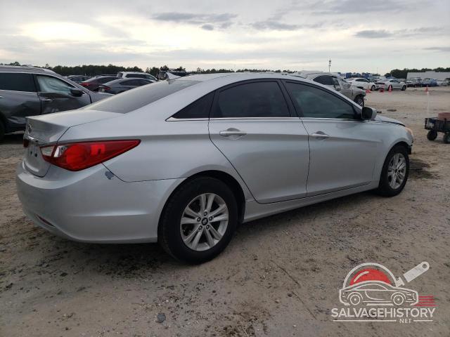 5NPEB4AC9BH067637 2011 HYUNDAI SONATA photo no. 3