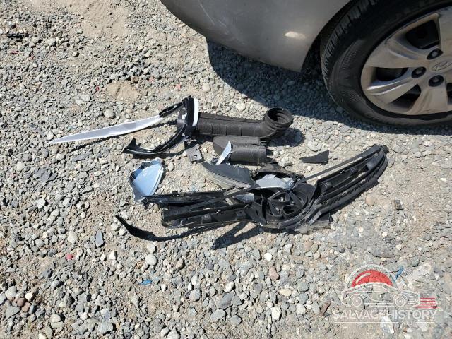 5NPDH4AE1GH699289 2016 HYUNDAI ELANTRA photo no. 12
