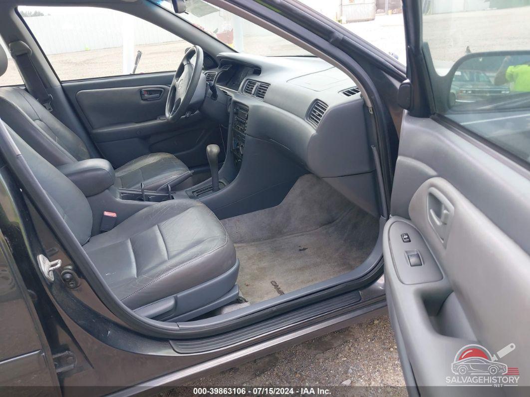 4T1BF22K91U972106 2001 TOYOTA CAMRY photo no. 5