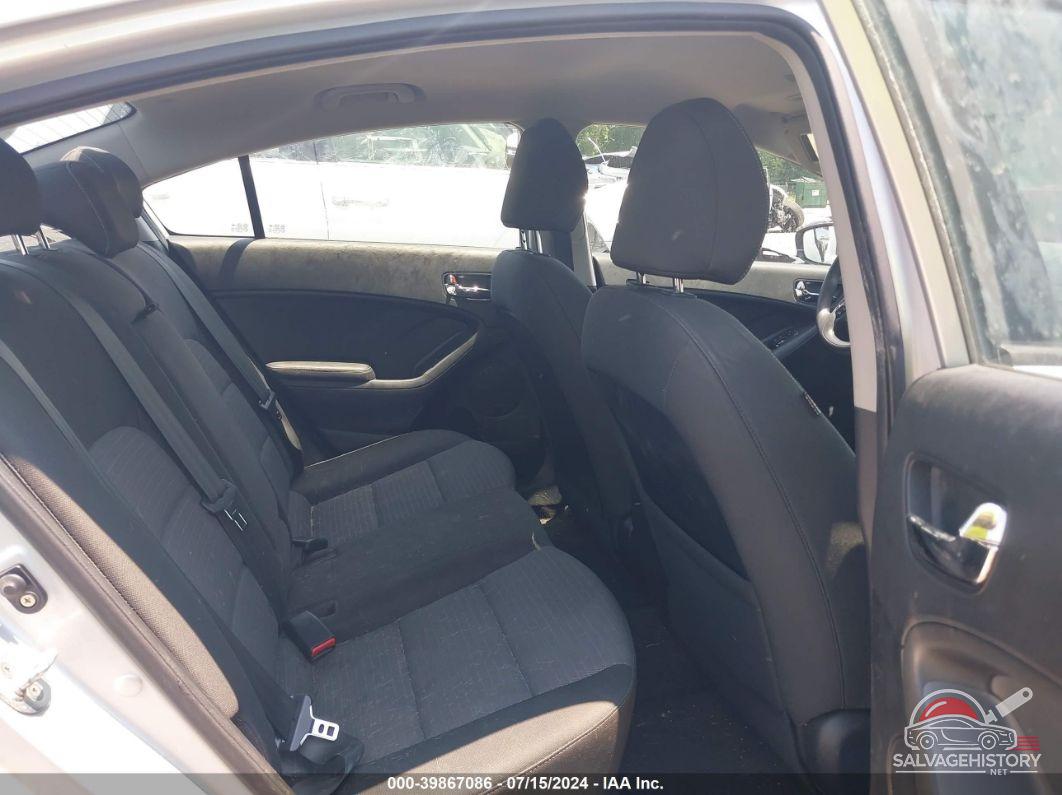 KNAFX4A69G5540263 2016 KIA FORTE photo no. 8