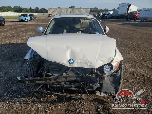 WBAUP7C57BVP21559 2011 BMW 1 SERIES photo no. 5